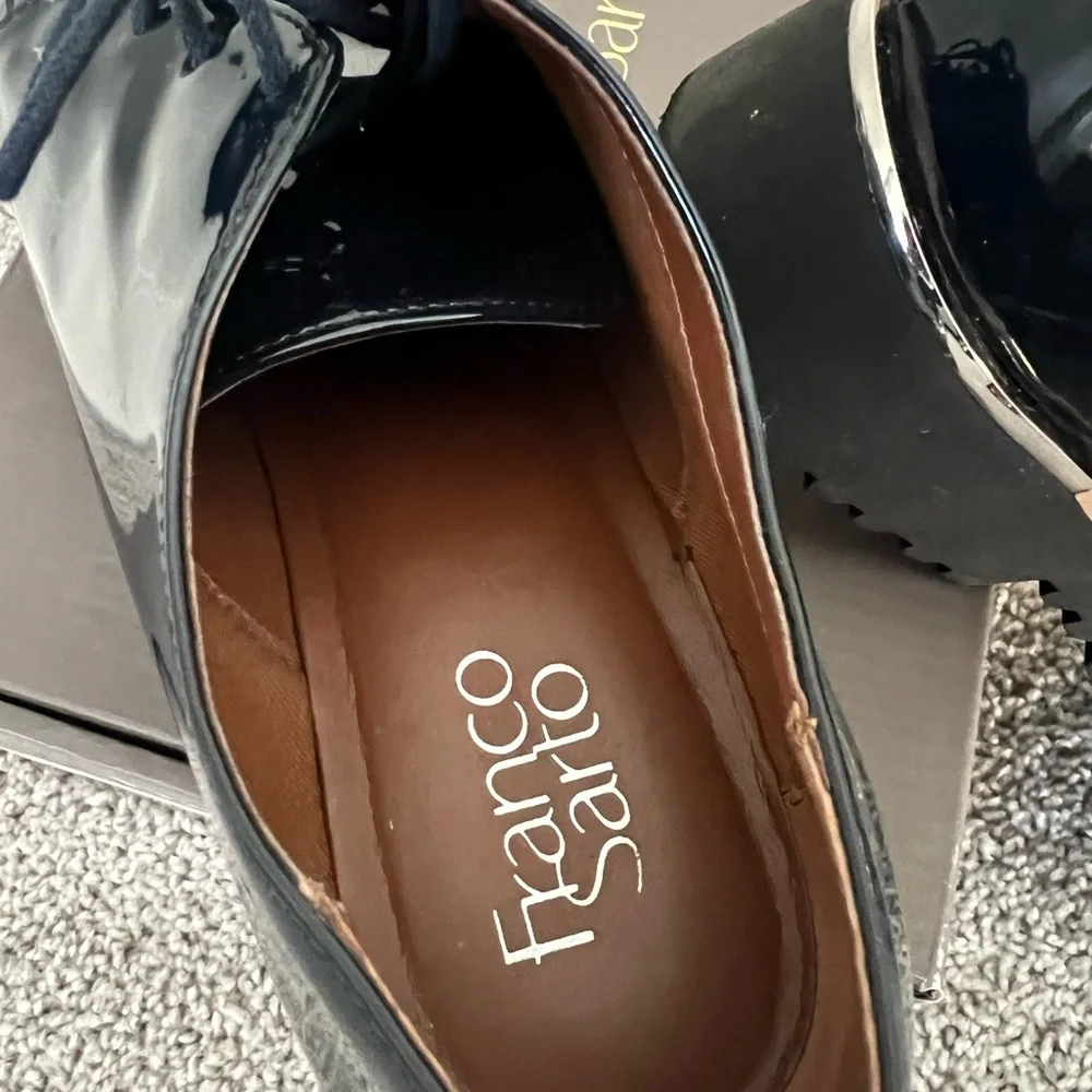 Franco Sarto Navy Patent Leather Shoes - Picture 3 of 6